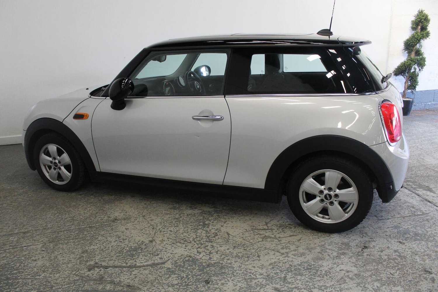 Used MINI Hatch 2014 for sale - 77937909: Photo 10