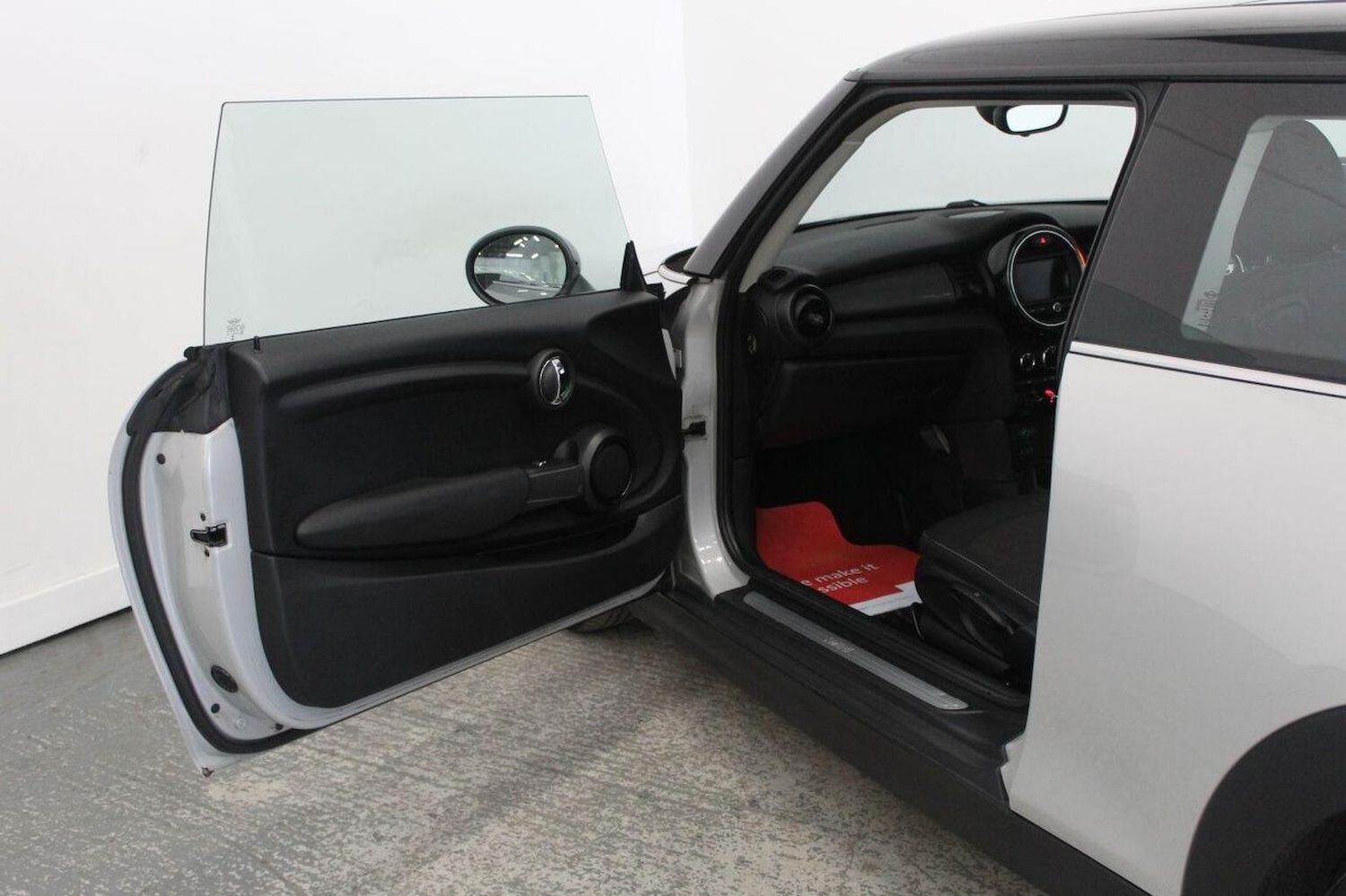 Used MINI Hatch 2014 for sale - 77937909: Photo 24