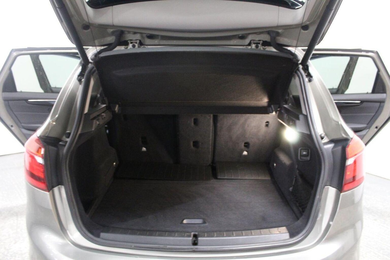 Used BMW 2 Series 2015 for sale - 77258591: Photo 23