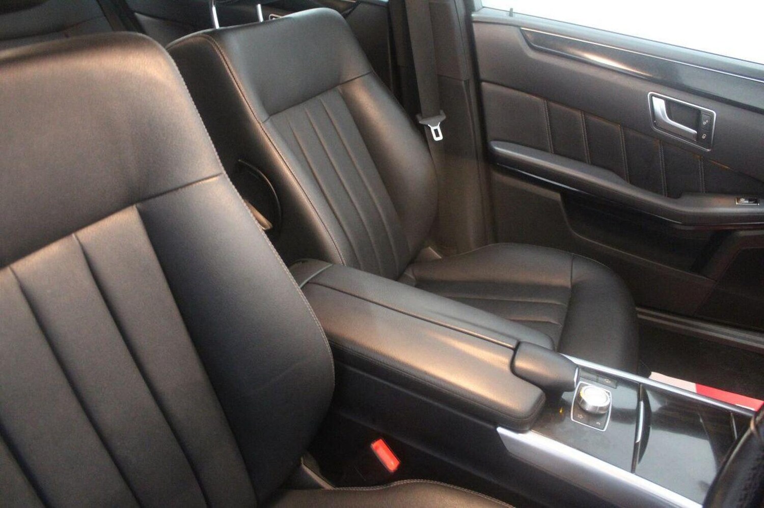 Used Mercedes-Benz E Class 2013 for sale - 78070380: Photo 43