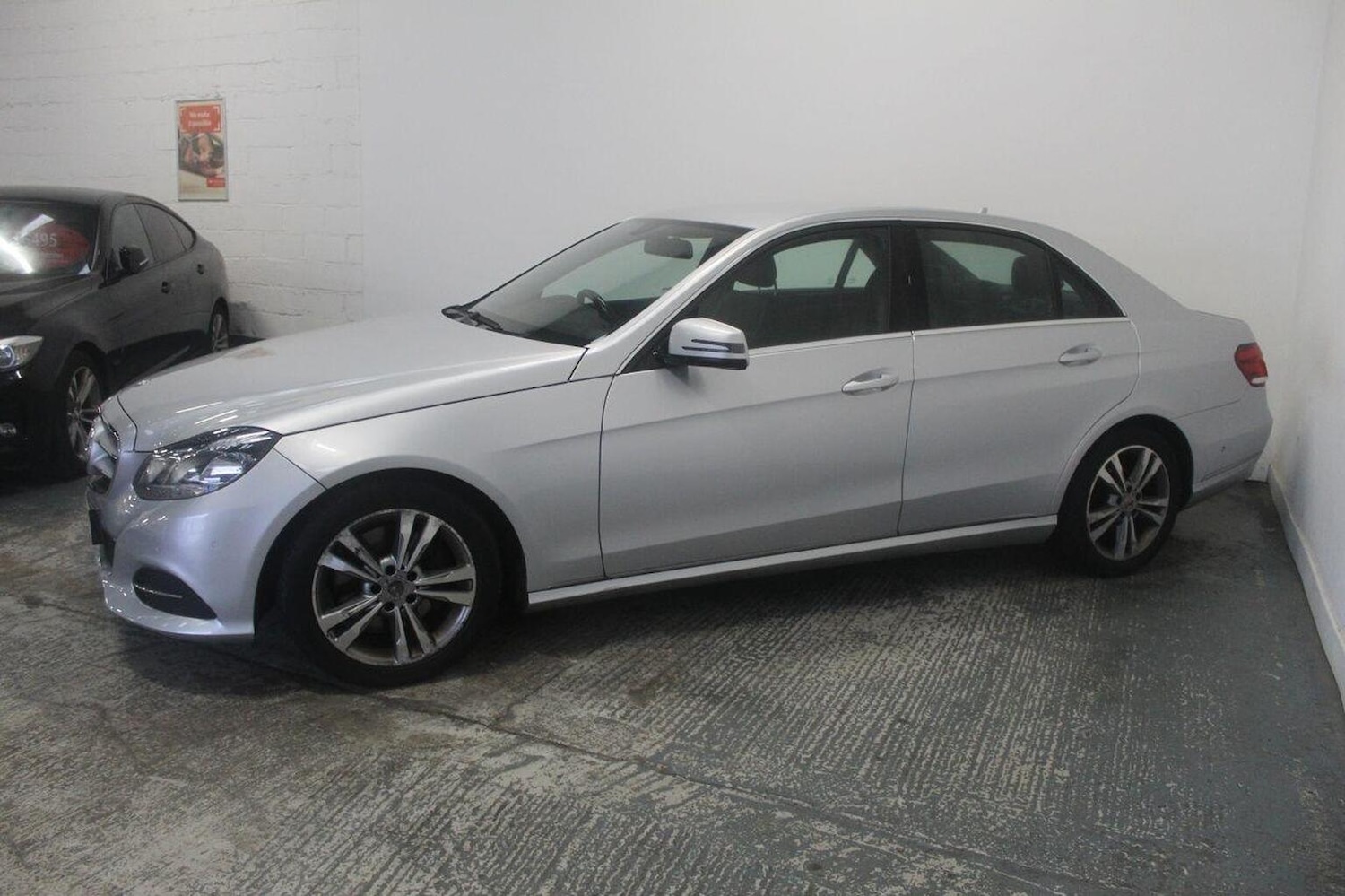 Used Mercedes-Benz E Class 2013 for sale - 78070380: Photo 5