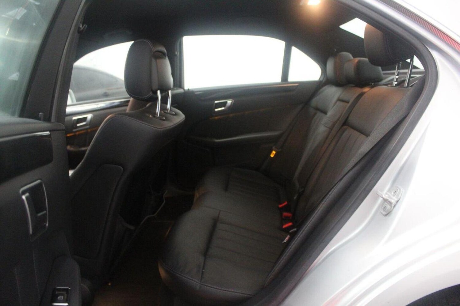 Used Mercedes-Benz E Class 2013 for sale - 78070380: Photo 53