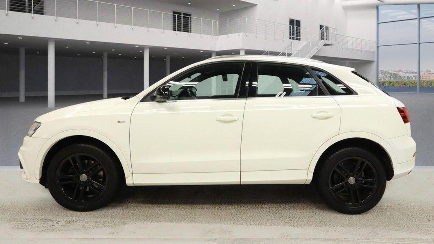 Used Audi Q3 2013 for sale - 77567479: Photo 11