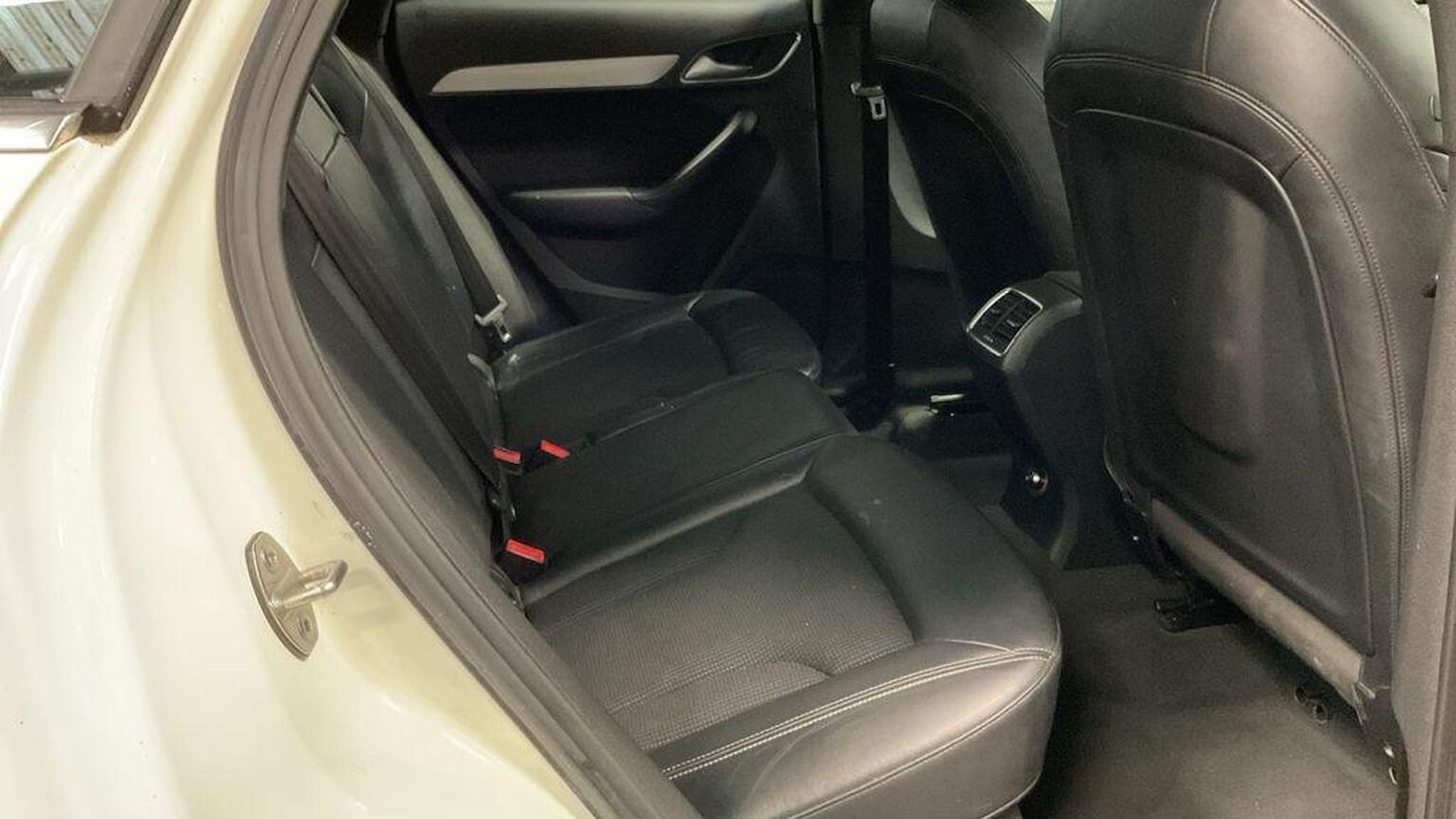 Used Audi Q3 2013 for sale - 77567479: Photo 13