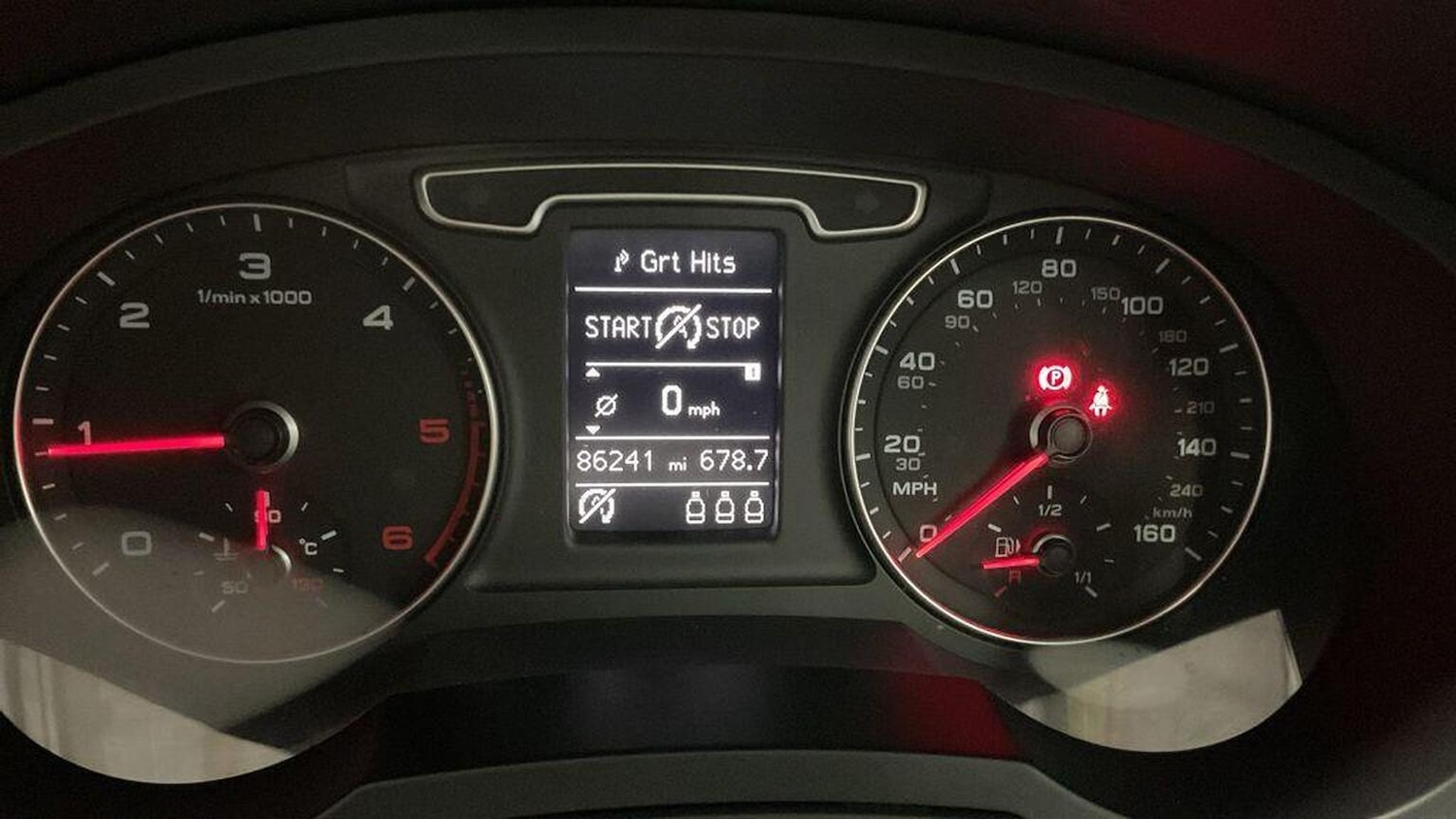 Used Audi Q3 2013 for sale - 77567479: Photo 15