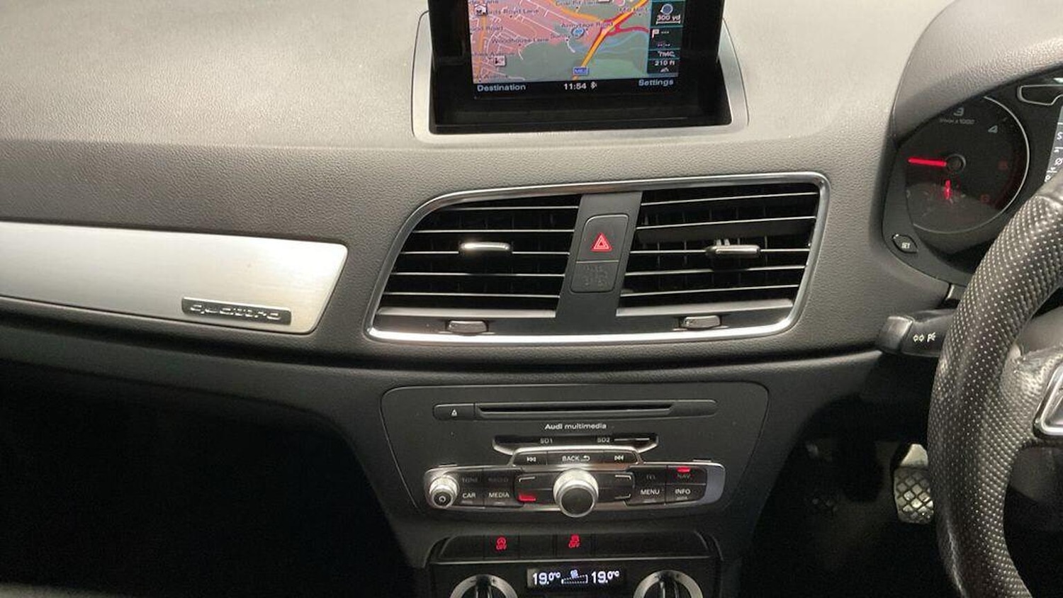 Used Audi Q3 2013 for sale - 77567479: Photo 16