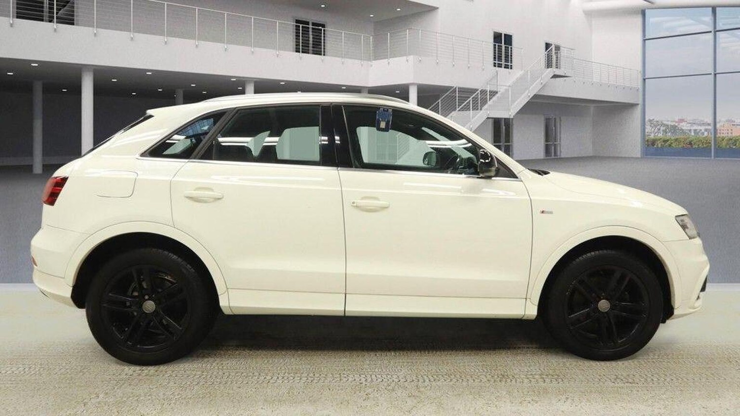 Used Audi Q3 2013 for sale - 77567479: Photo 9