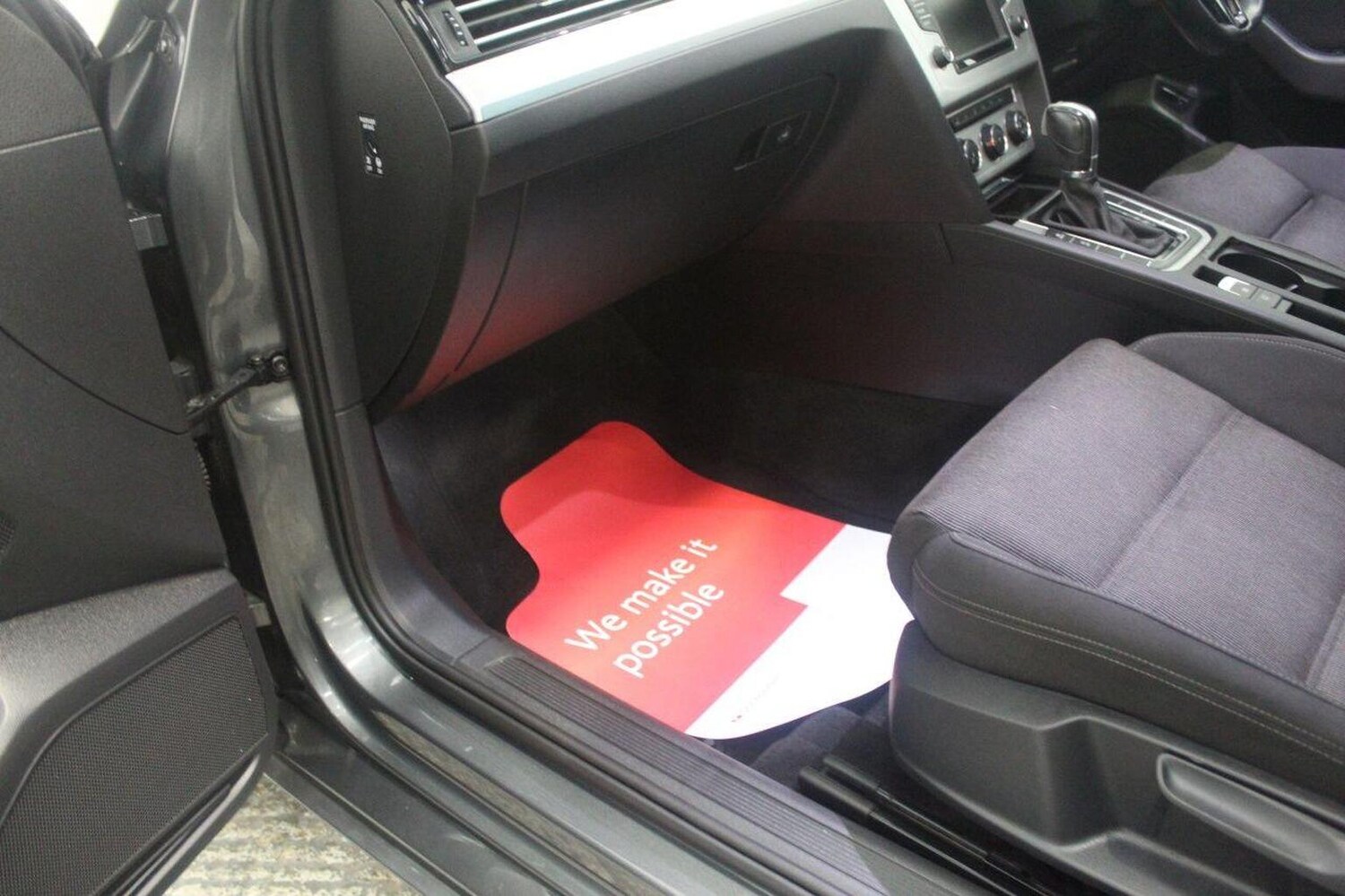 Used Volkswagen Passat 2015 for sale - 77572737: Photo 32