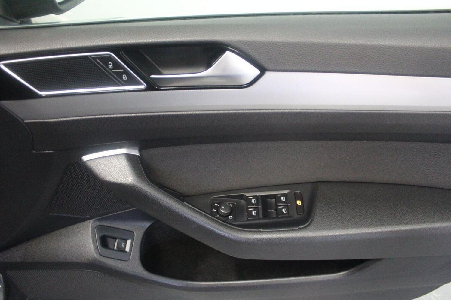 Used Volkswagen Passat 2015 for sale - 77572737: Photo 50