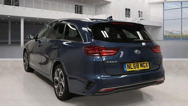 Used Kia Ceed 2018 for sale - 76237119: Photo 4
