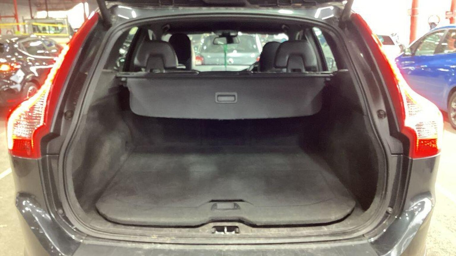 Used Volvo XC60 2013 for sale - 76369297: Photo 10