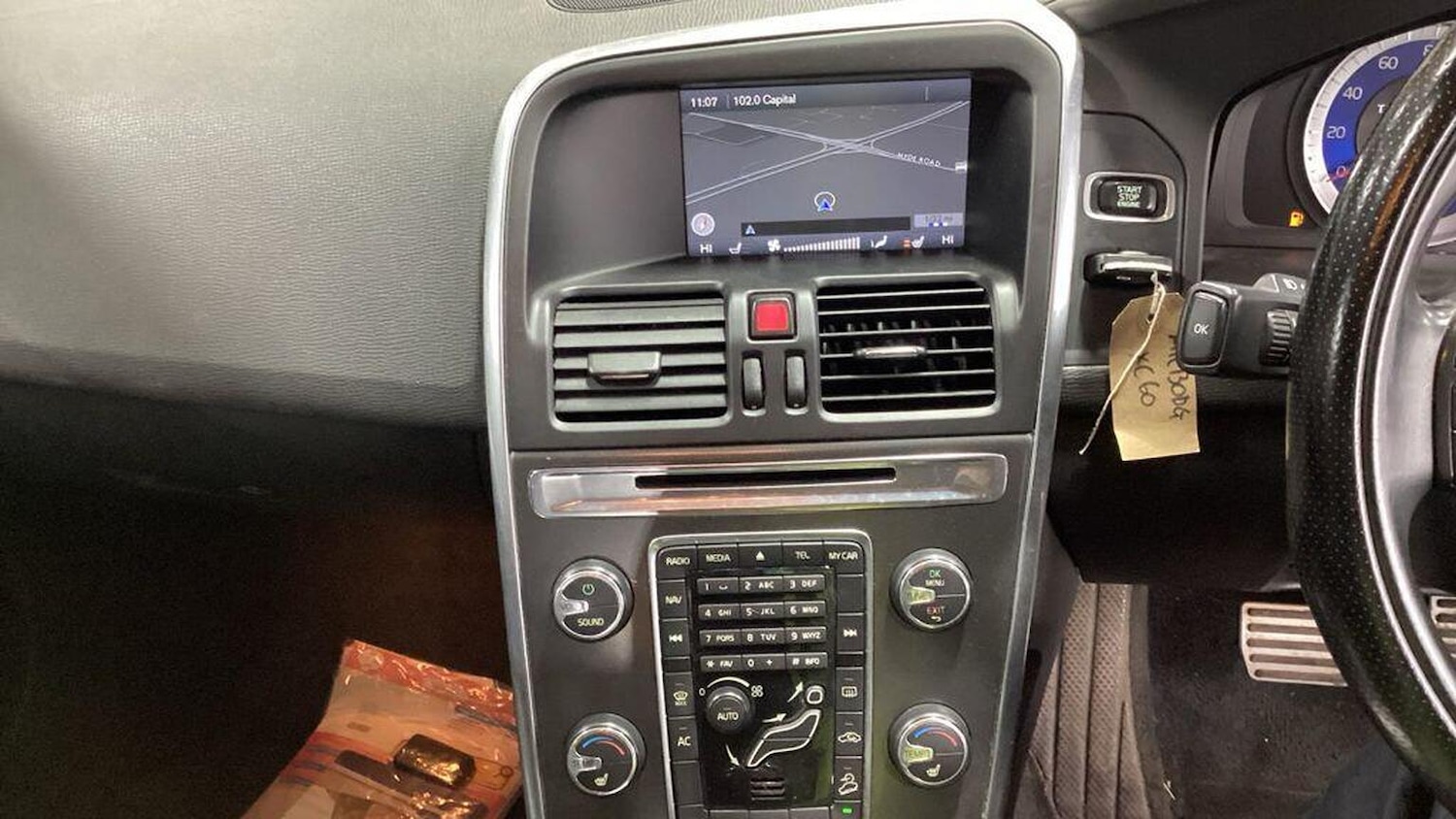 Used Volvo XC60 2013 for sale - 76369297: Photo 16