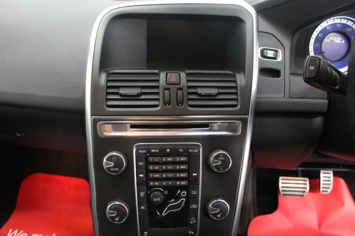 Used Volvo XC60 2013 for sale - 76369297: Photo 33