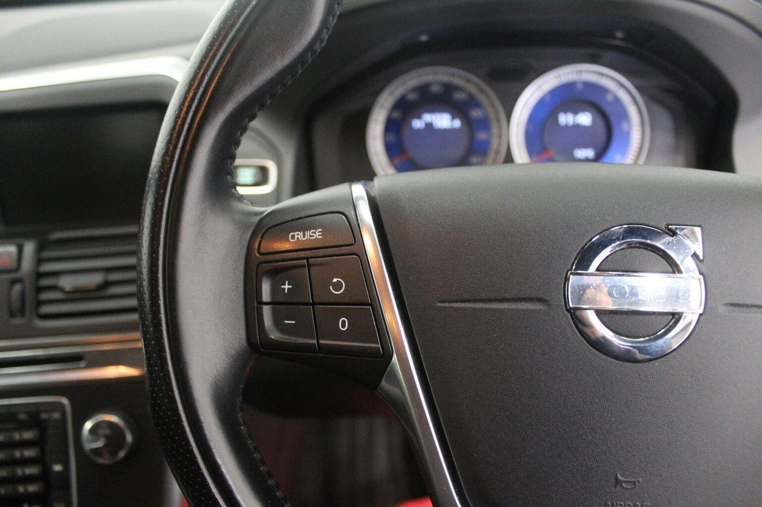 Used Volvo XC60 2013 for sale - 76369297: Photo 45