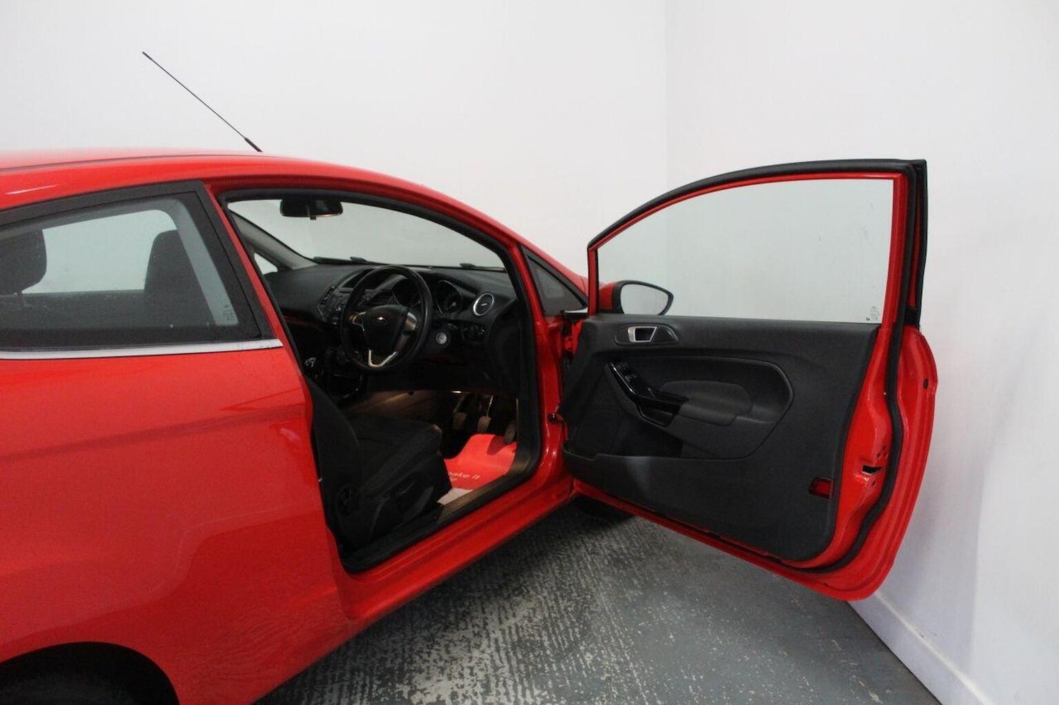 Used Ford Fiesta 2016 for sale - 77937888: Photo 22