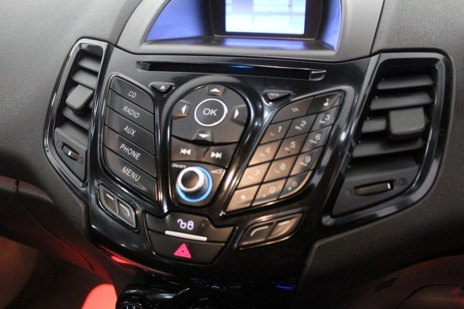 Used Ford Fiesta 2016 for sale - 77937888: Photo 36