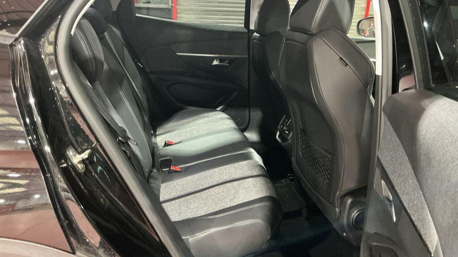 Used Peugeot 3008 2018 for sale - 76799259: Photo 11