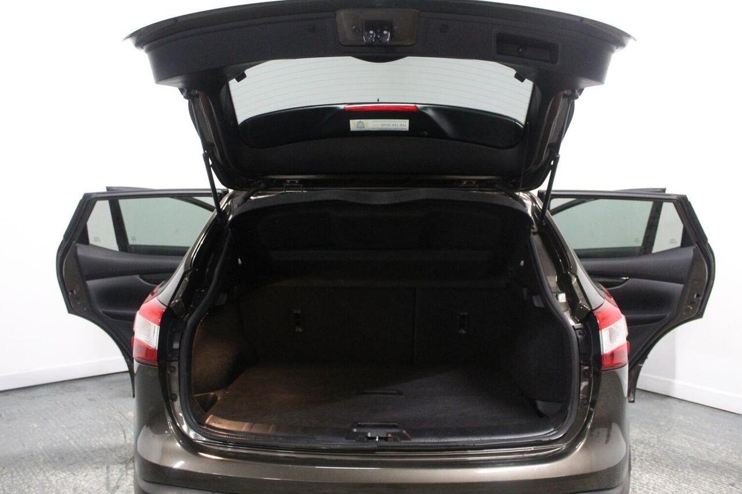 Used Nissan Qashqai 2016 for sale - 77891592: Photo 24