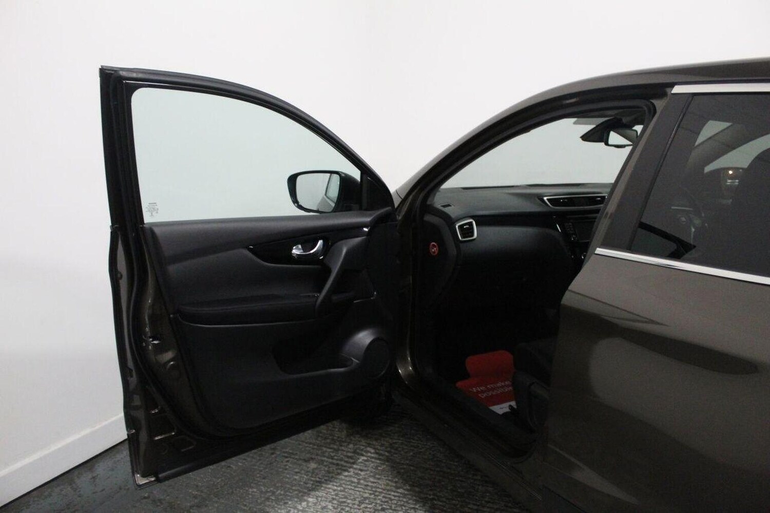 Used Nissan Qashqai 2016 for sale - 77891592: Photo 27