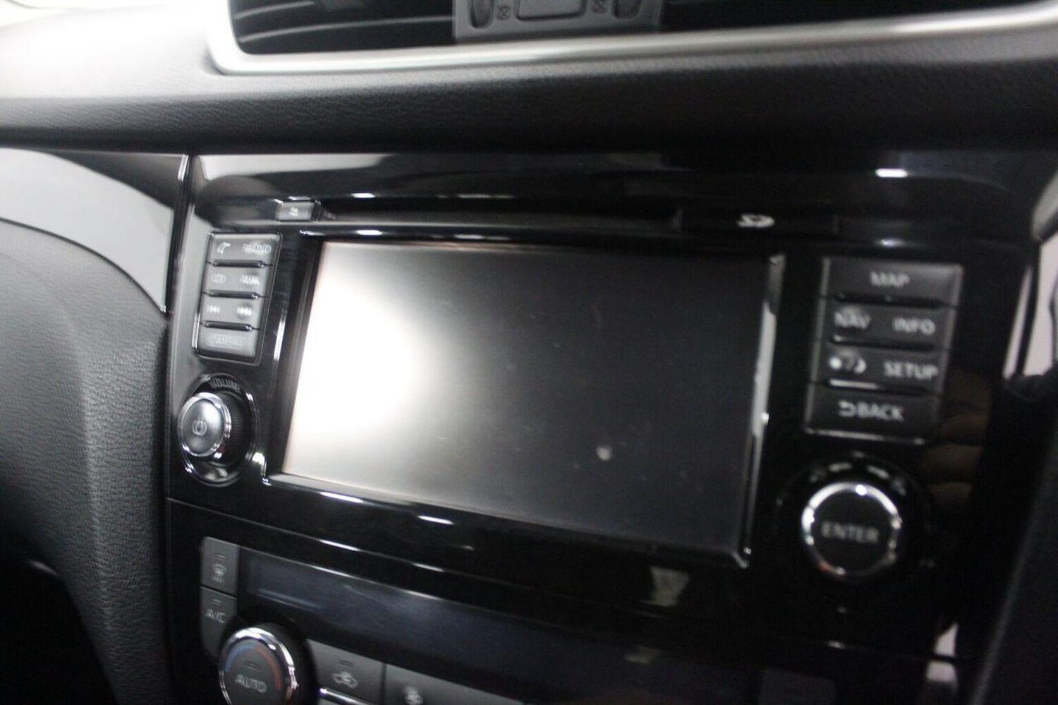 Used Nissan Qashqai 2016 for sale - 77891592: Photo 40