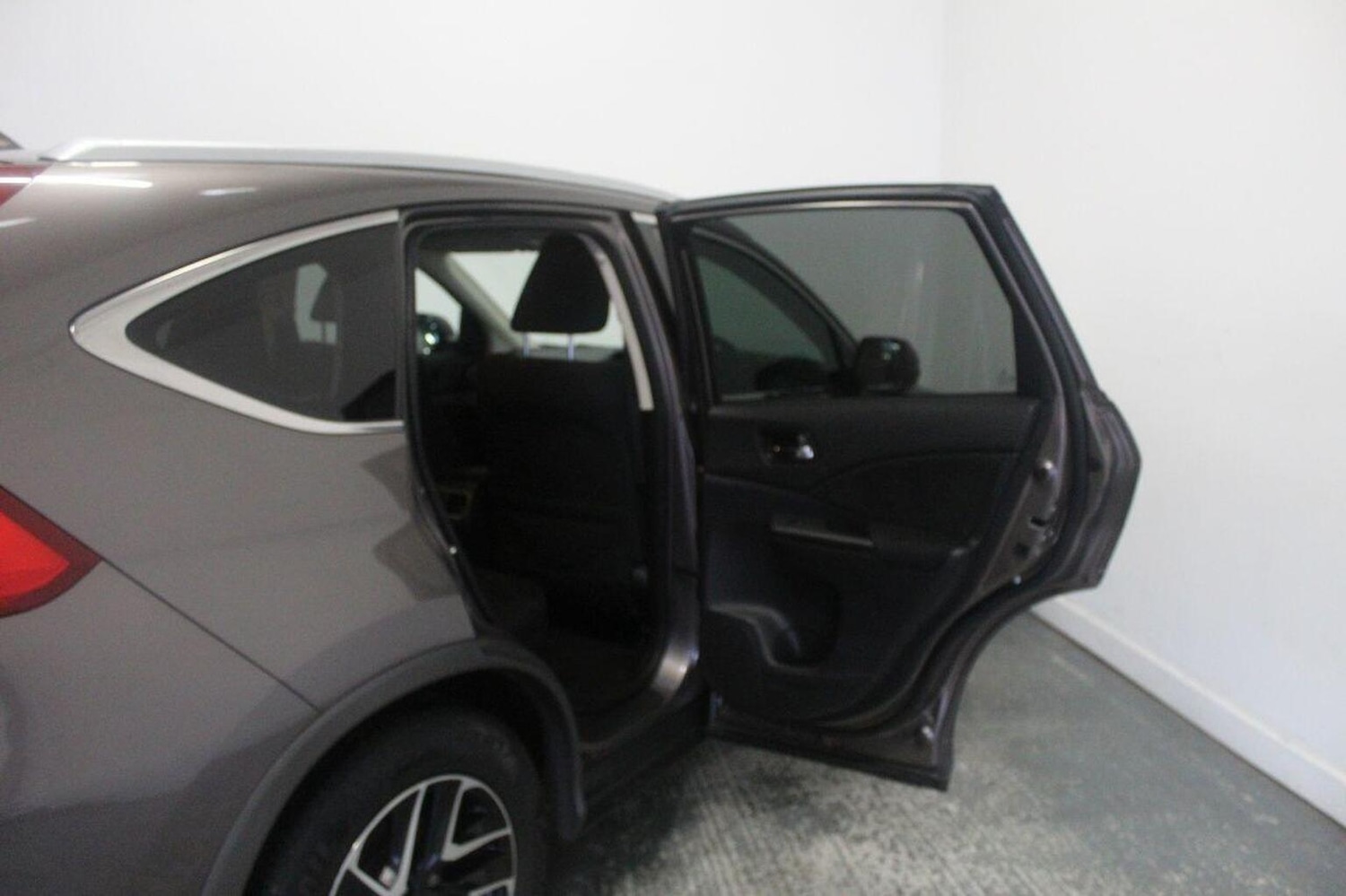 Used Honda CR-V 2017 for sale - 78201993: Photo 25