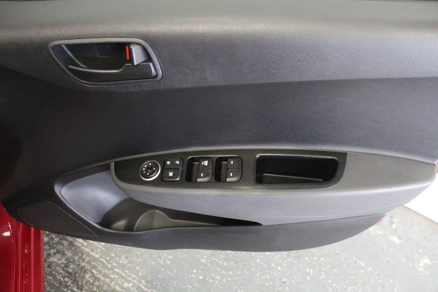 Used Hyundai i10 2019 for sale - 76793698: Photo 41