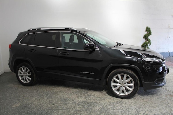 Used Jeep Cherokee 2017 for sale - 75413083: Photo 4