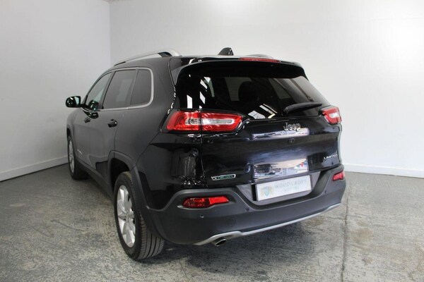 Used Jeep Cherokee 2017 for sale - 75413083: Photo 7