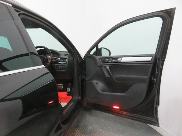 Used Volkswagen Touareg 2014 for sale - 75632921: Photo 29