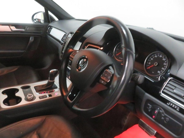 Used Volkswagen Touareg 2014 for sale - 75632921: Photo 48