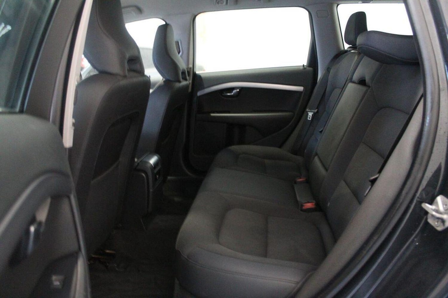 Used Volvo V70 2014 for sale - 76611401: Photo 53