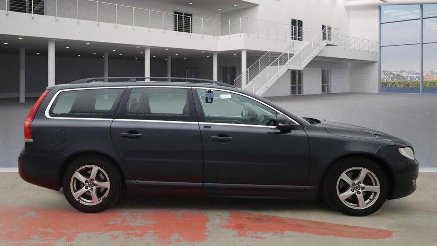 Used Volvo V70 2014 for sale - 76611401: Photo 8