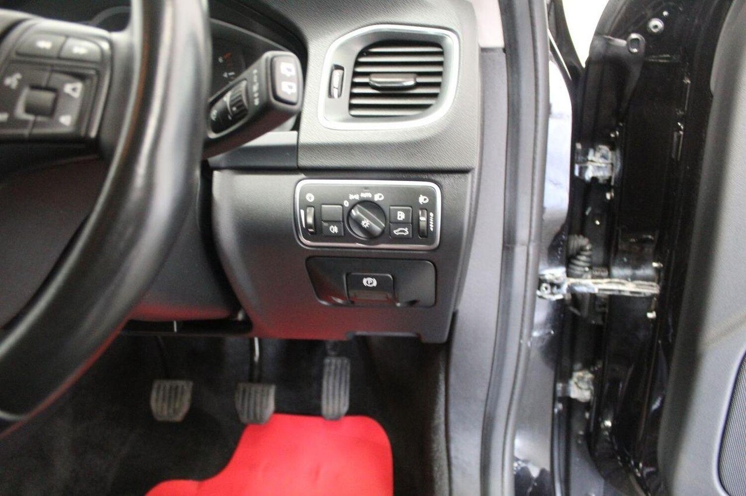 Vehicle 48