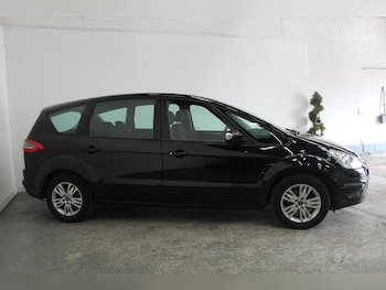 Used Ford S-Max 2015 for sale - 79335558: Photo