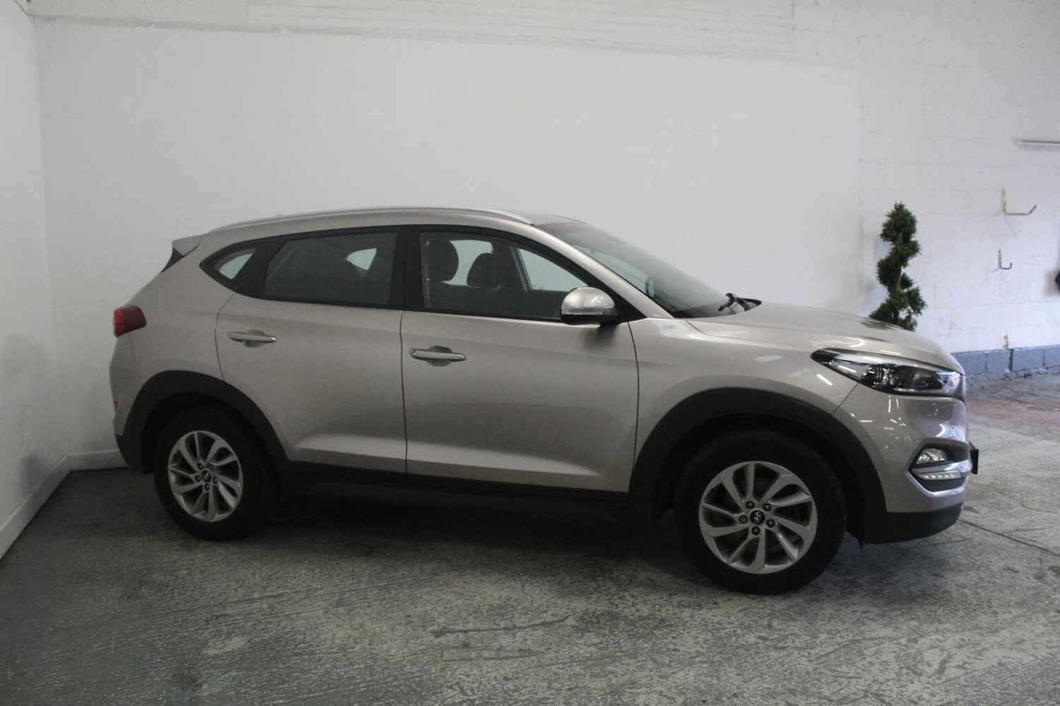 Used Hyundai TUCSON 2016 for sale - 77937780: Photo 4