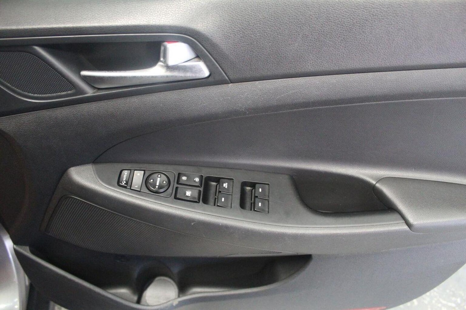 Used Hyundai TUCSON 2016 for sale - 77937780: Photo 47