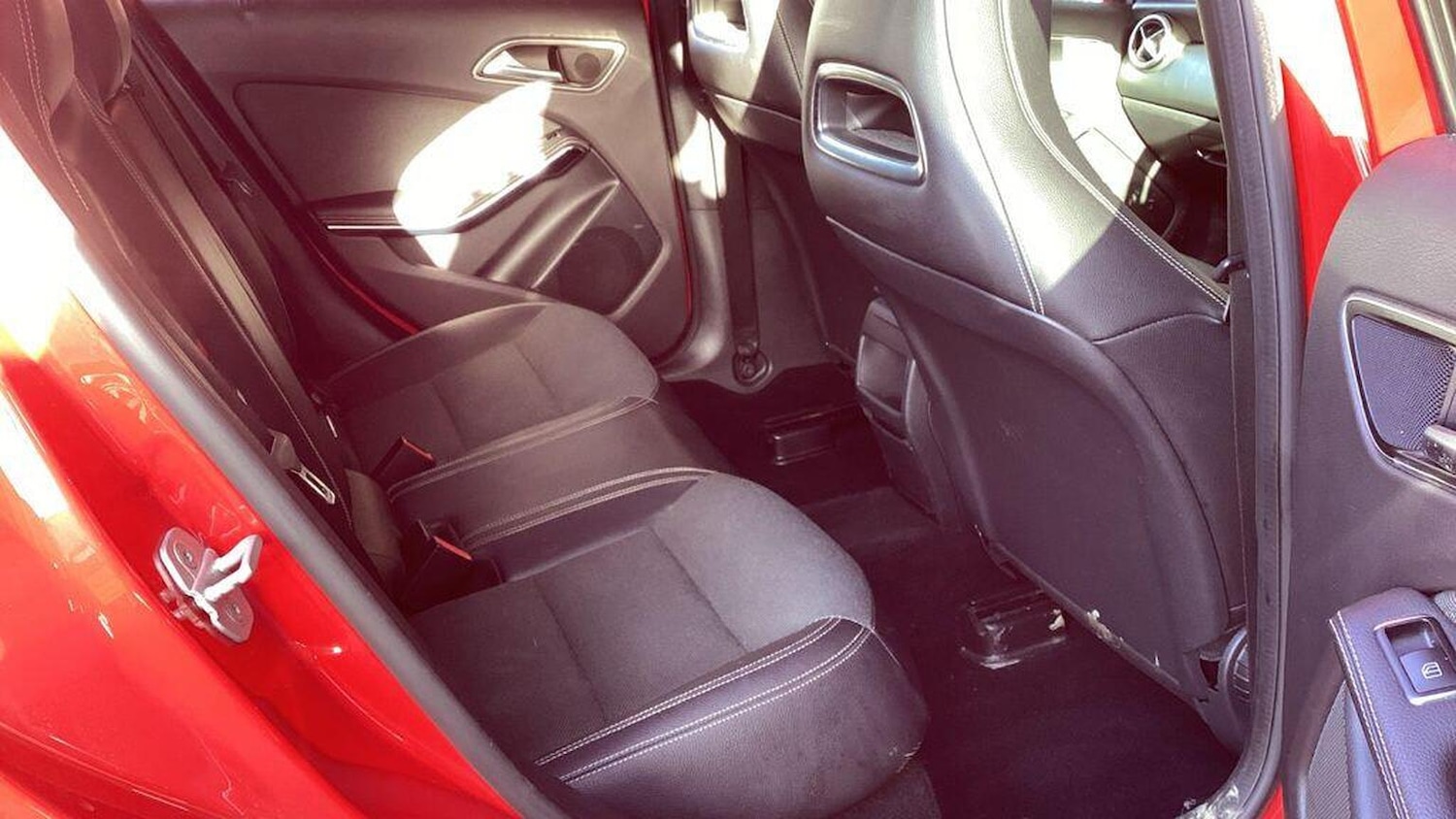 Used Mercedes-Benz A-Class 2015 for sale - 76799252: Photo 11