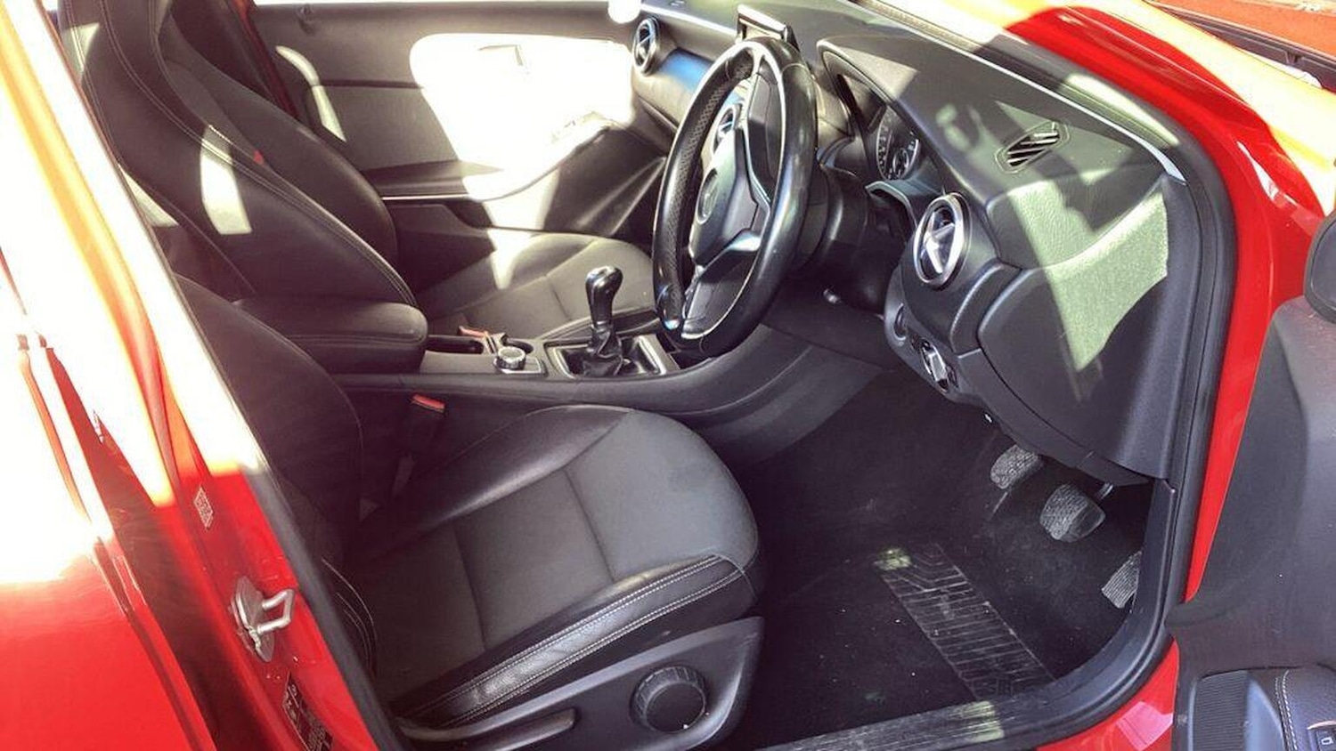 Used Mercedes-Benz A-Class 2015 for sale - 76799252: Photo 13