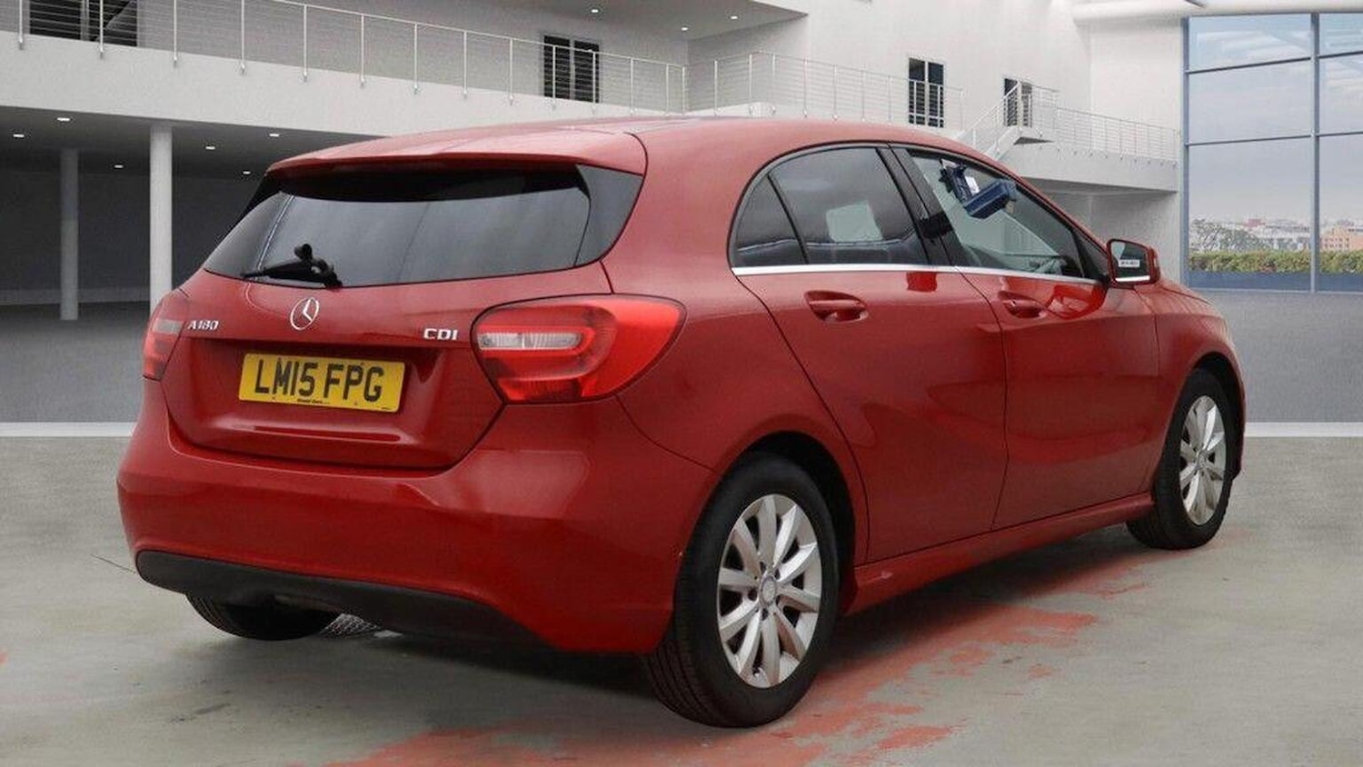 Used Mercedes-Benz A-Class 2015 for sale - 76799252: Photo 5