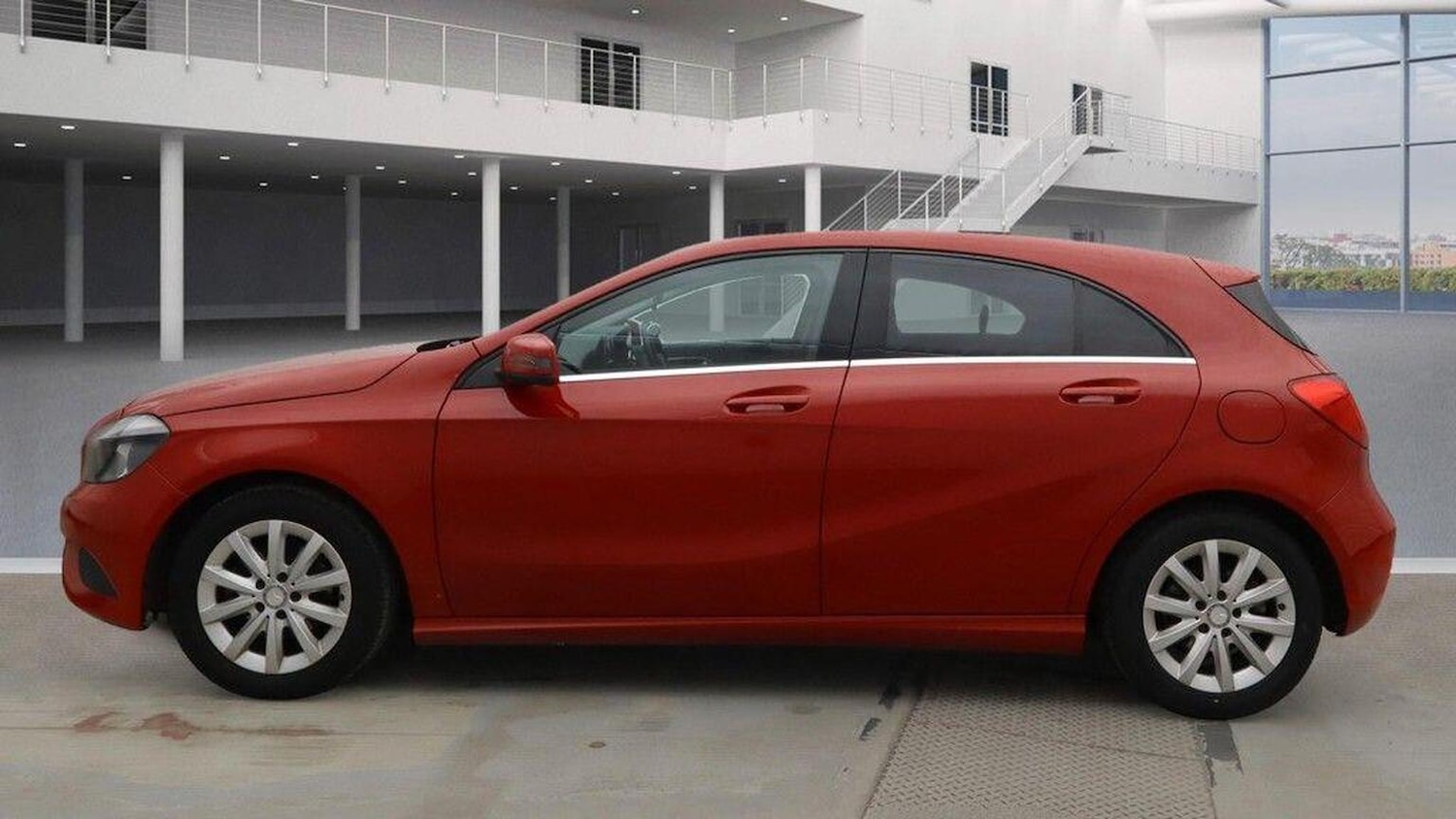 Used Mercedes-Benz A-Class 2015 for sale - 76799252: Photo 7