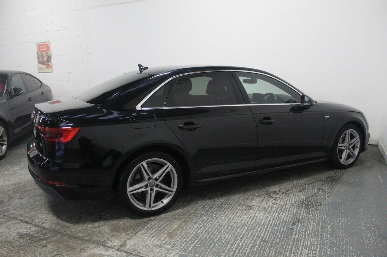 Used Audi A4 2017 for sale - 77937821: Photo 11