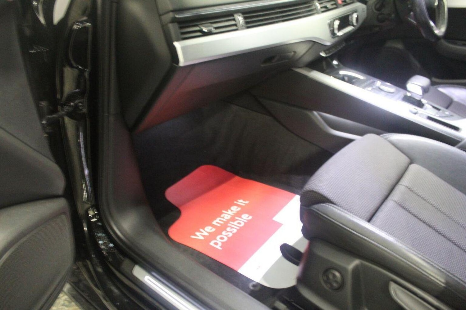 Used Audi A4 2017 for sale - 77937821: Photo 32