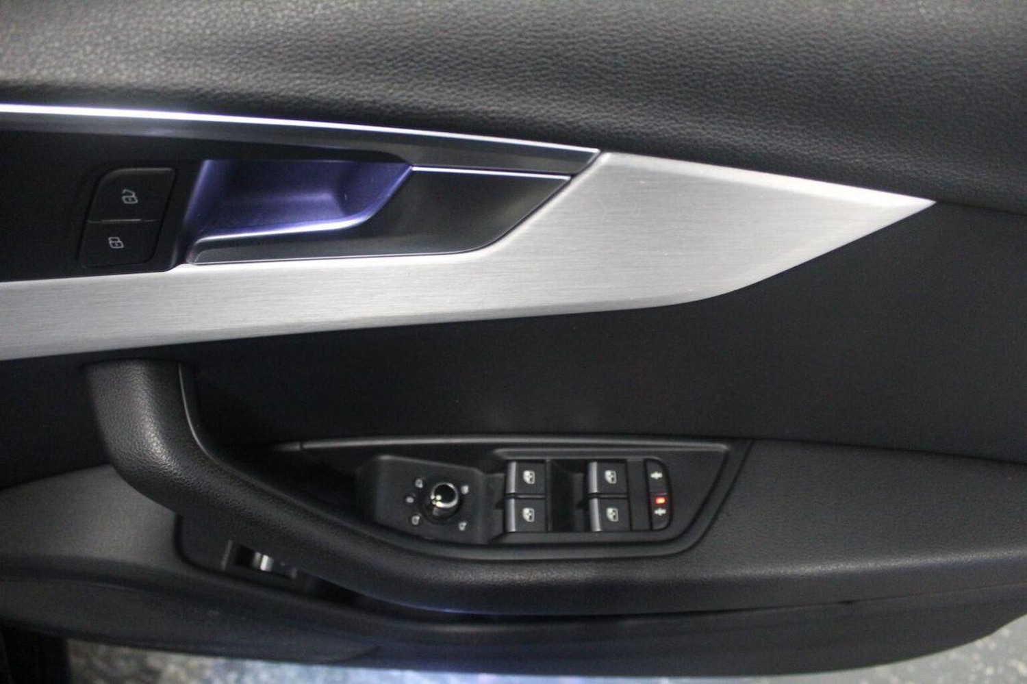 Used Audi A4 2017 for sale - 77937821: Photo 51