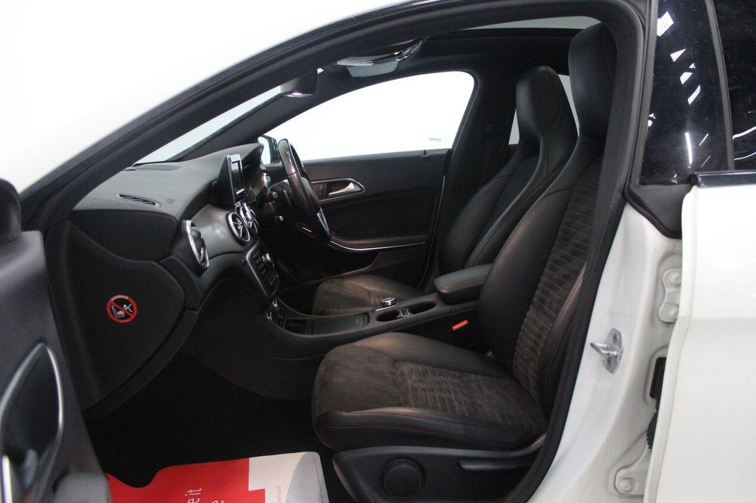 Used Mercedes-Benz CLA 2014 for sale - 77154330: Photo 53