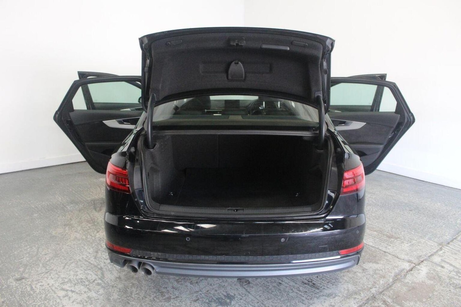 Used Audi A4 2016 for sale - 77937837: Photo 20