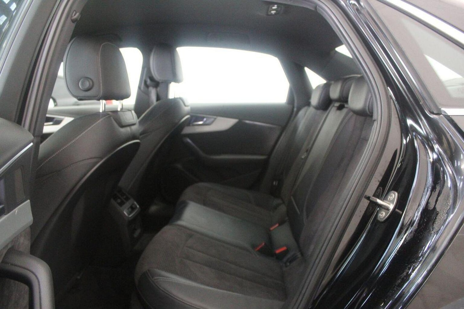 Used Audi A4 2016 for sale - 77937837: Photo 51