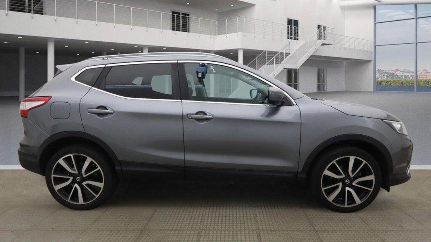 Used Nissan Qashqai 2016 for sale - 77937925: Photo 9