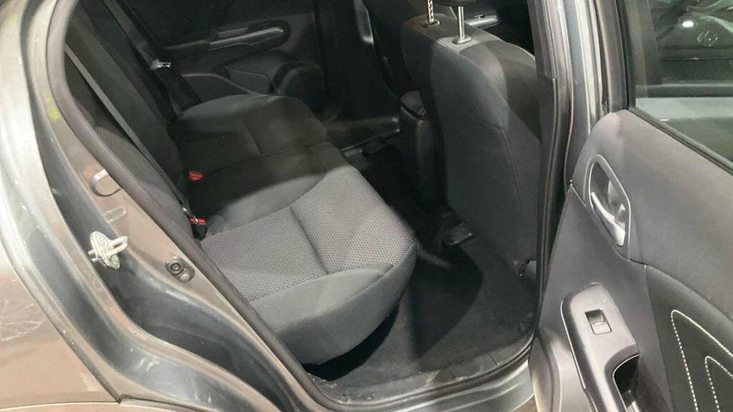 Used Honda Civic 2017 for sale - 77938147: Photo 13