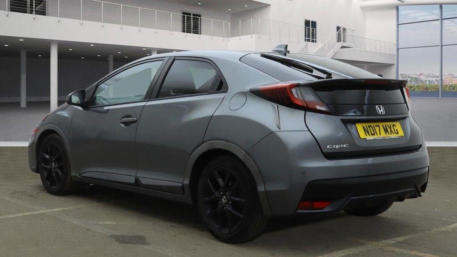 Used Honda Civic 2017 for sale - 77938147: Photo 5