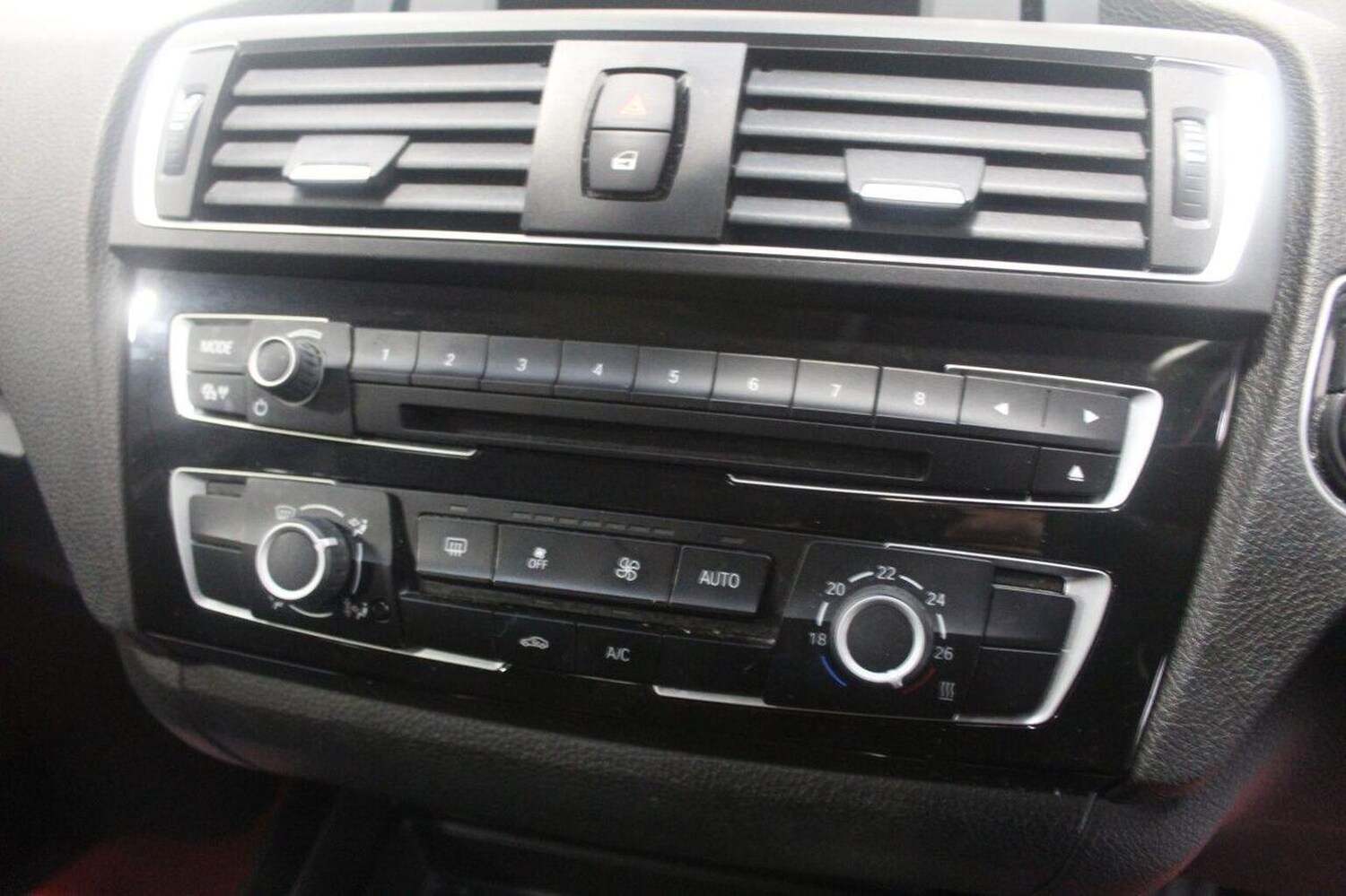 Used BMW 1 Series 2015 for sale - 77991592: Photo 38